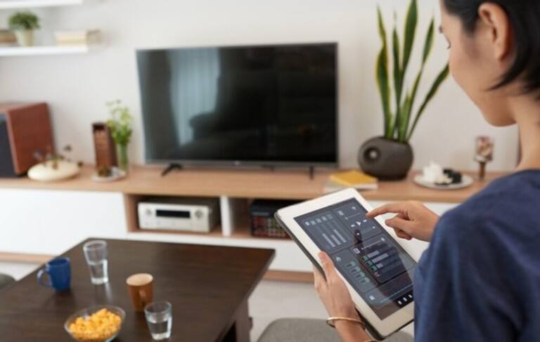 Ways to Turn Your Home into a Smart Home Ways to Turn Your Home into a Smart Home