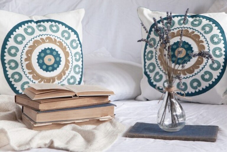 How To Give Your Bedroom a Vibrant Bohemian Twist?