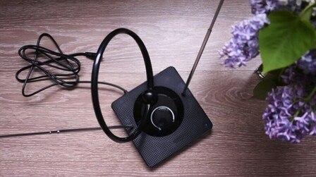 6 Best Indoor TV Antennas With 100-Mile Range of 2026