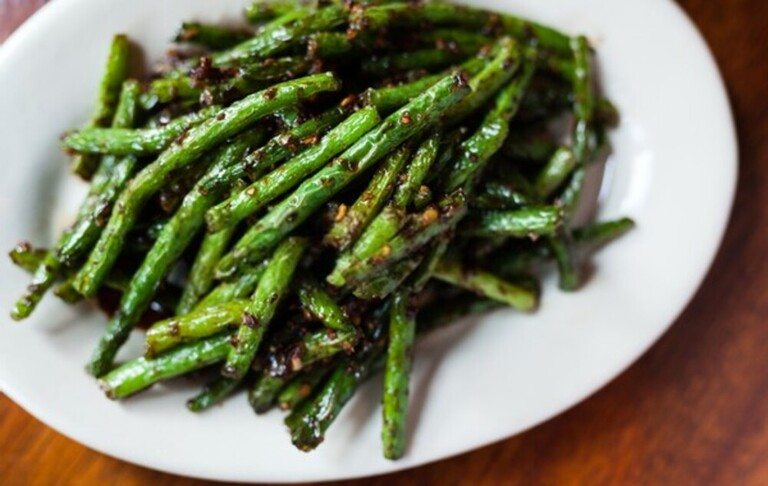 What goes with pasta as a side dish?