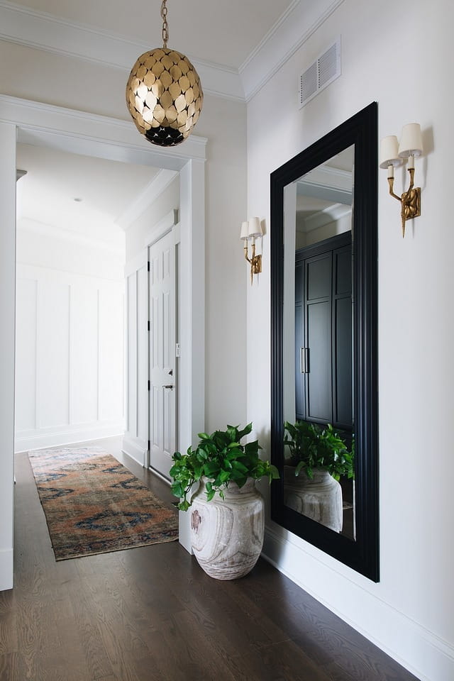 Creative Entryway Ideas for Apartments