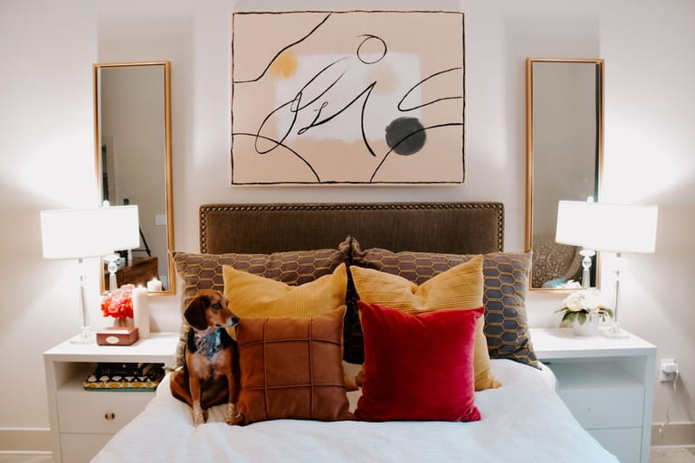 Sparkle and Shine: Mirrored Decor Ideas to Elevate Your Bedroom Sparkle and Shine: Mirrored Decor Ideas to Elevate Your Bedroom