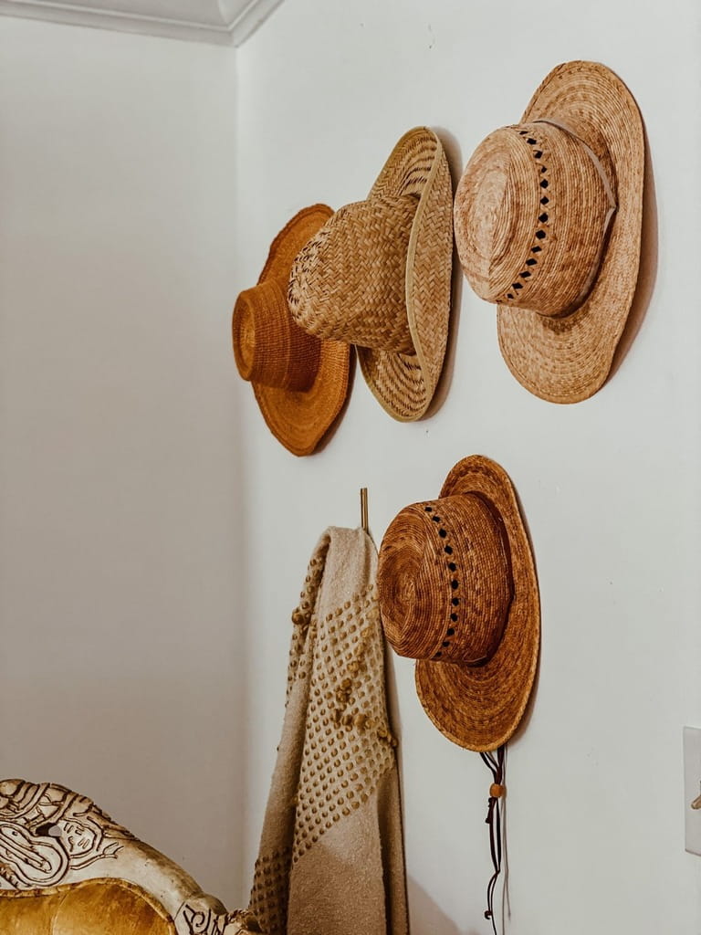 How To Decorate Your Large Blank Wall?