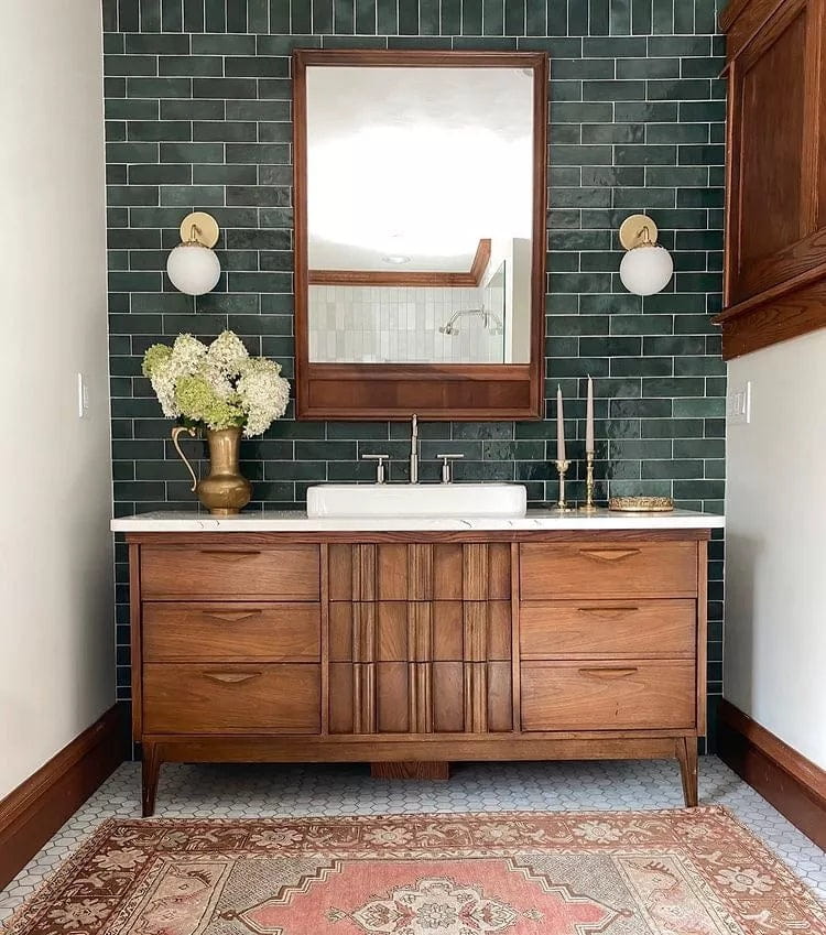 Bathroom Tile Solutions for a More Spacious Feel