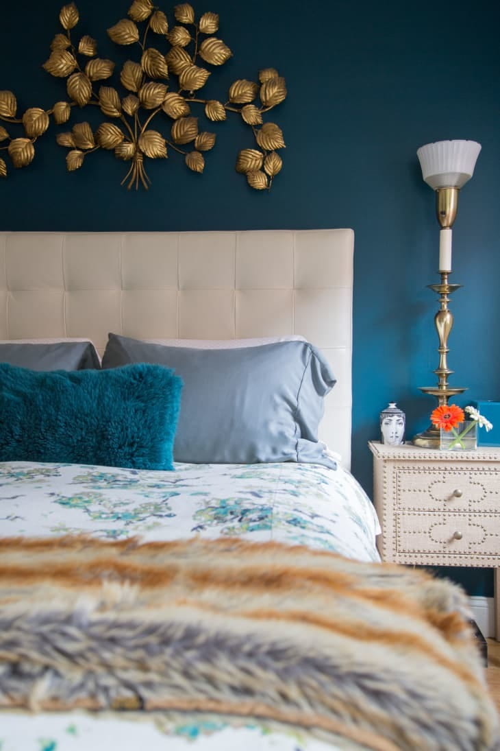 Why Your Bedroom Could Look Ugly Without These Above-Bed Decor Tips Why Your Bedroom Could Look Ugly Without These Above-Bed Decor Tips