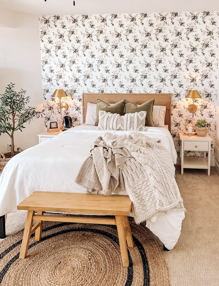Why Your Bedroom Could Look Ugly Without These Above-Bed Decor Tips Why Your Bedroom Could Look Ugly Without These Above-Bed Decor Tips