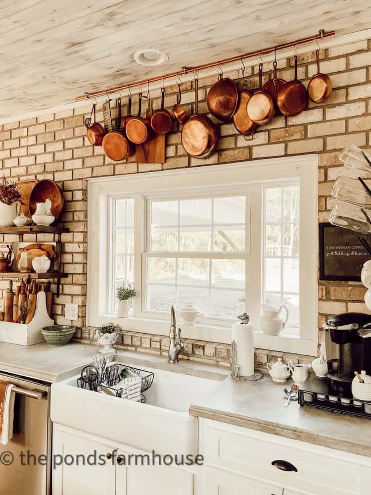 Rustic Charm: Big Ideas for Small Farmhouse Kitchens Rustic Charm: Big Ideas for Small Farmhouse Kitchens