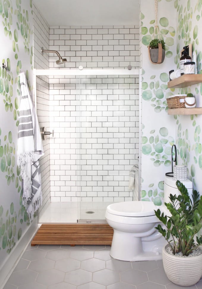 Renter-Friendly Bathroom Hacks for a Stylish Space Renter-Friendly Bathroom Hacks for a Stylish Space