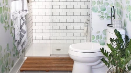 Renter-Friendly Bathroom Hacks for a Stylish Space