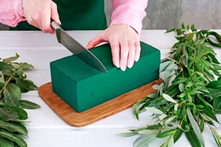 Decorating With Greenery Ideas - Tips For First-time Homeowners