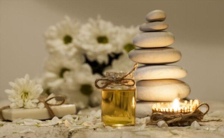 How To Make A Small Bathroom Look Luxurious?