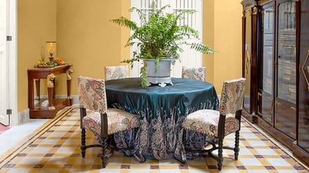 From Drab to Fab: Cozy Dining Room Makeover Secrets