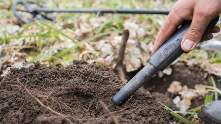 6 Best Pinpointer Metal Detectors of 2025