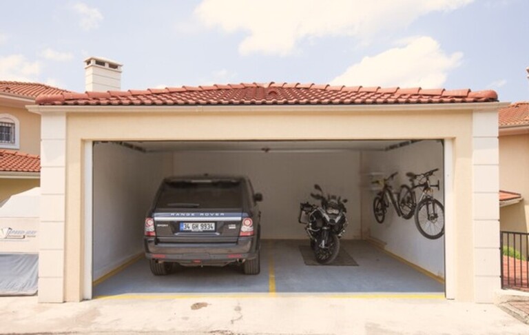 10 Cheap Ways To Burglar-Proof Home